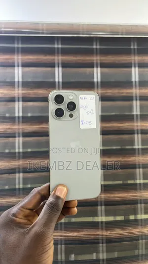 Apple iPhone 15 Pro Max 256 GB White