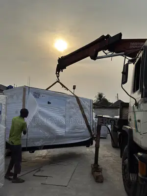 300KVA Diesel Soundproof Generator