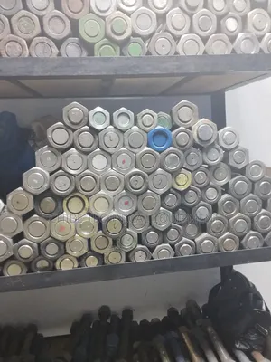 1.1/2x300 Stainless Stud Bolts and Nut
