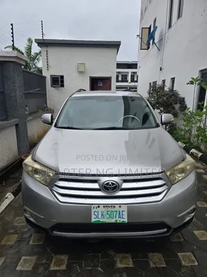 Toyota Highlander for Renr