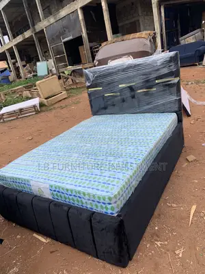4.5 Bedframe and Mattress