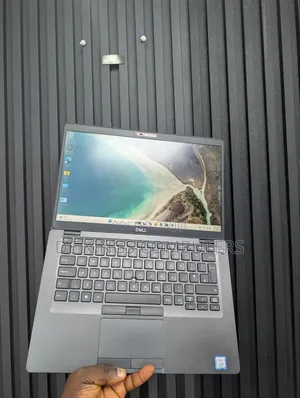 Laptop Dell Latitude 5400 8GB Intel Core i5 SSD 256GB