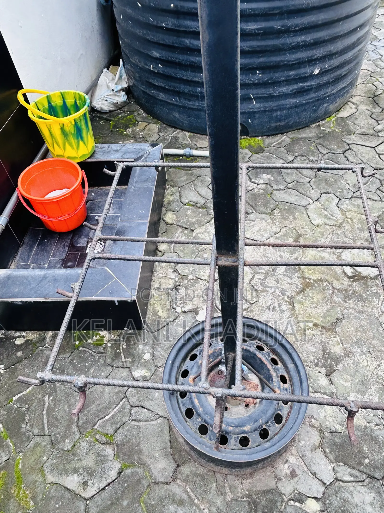 Iron Hanger