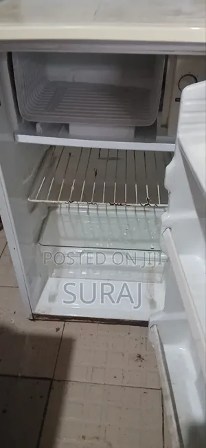 LG Refrigerator Very Spacious