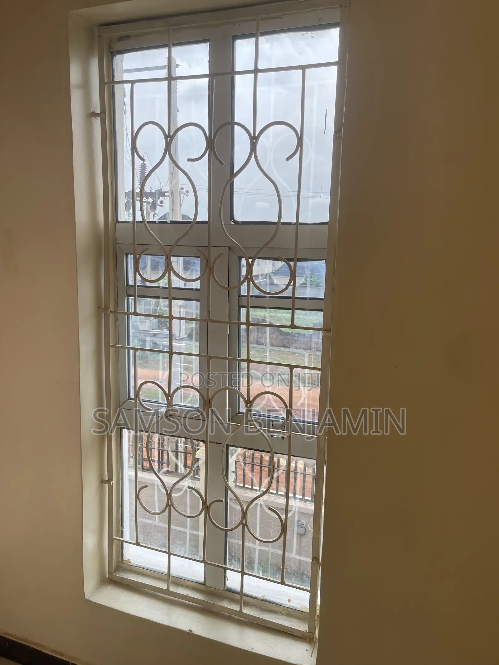 2 Bedroom Flat