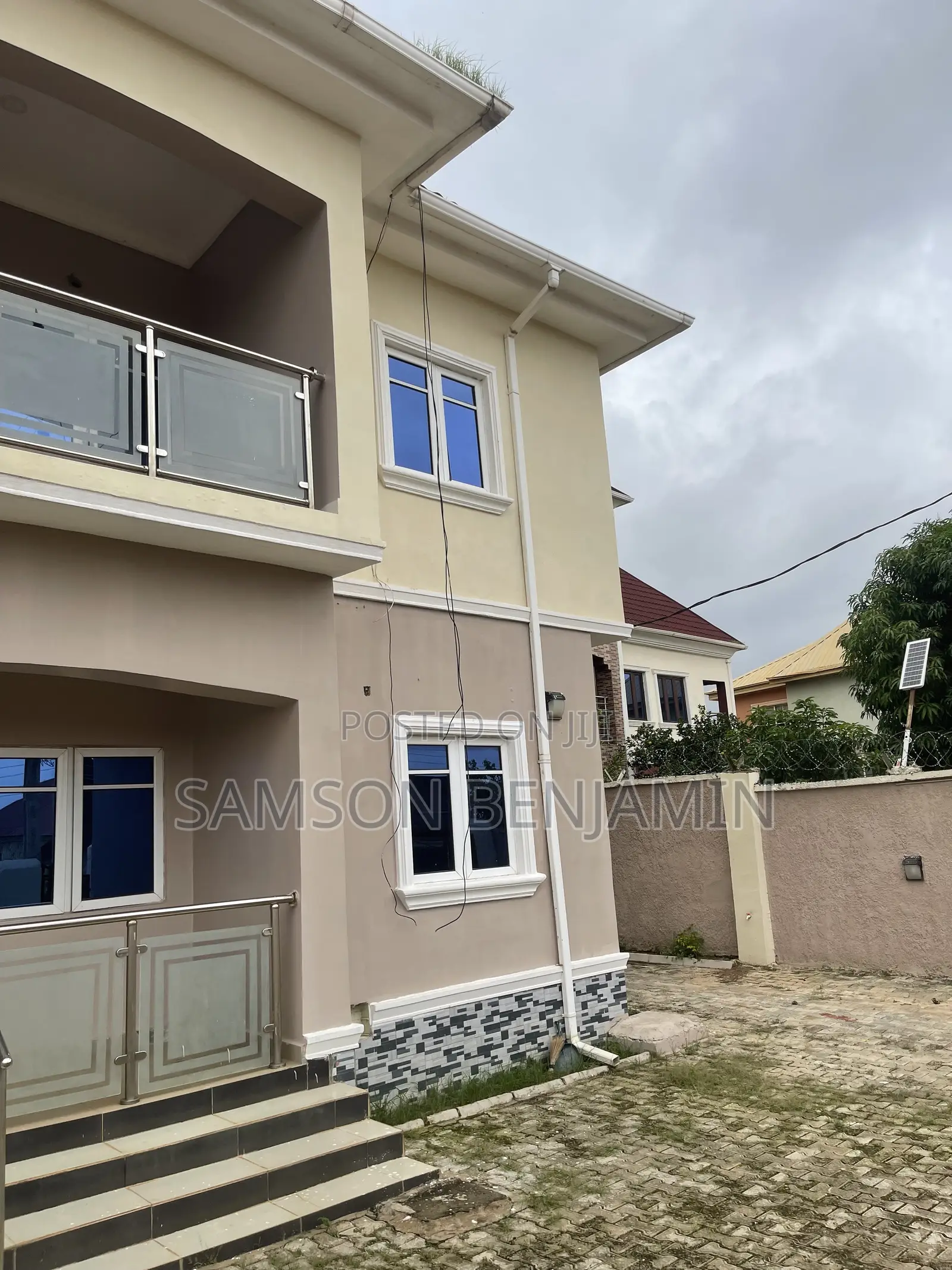 2 Bedroom Flat