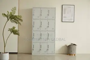 12 Doors Locker