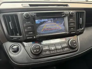 Toyota RAV4 XLE 4dr SUV (2.5L 4cyl 6A) 2018 Gray
