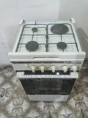Midea Standing Gas Cooker Set (3 Gas Burners + 1 Electric Hotplate) +