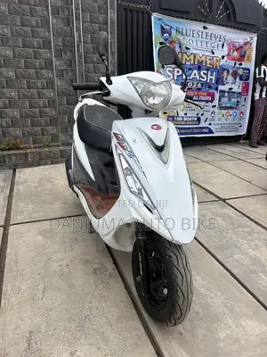 Kymco Xciting 2012 White