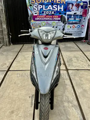 Kymco Agility 2014 Silver