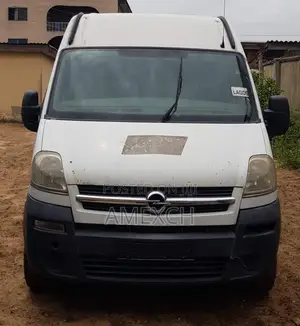 Opel Vivaro 2005 White
