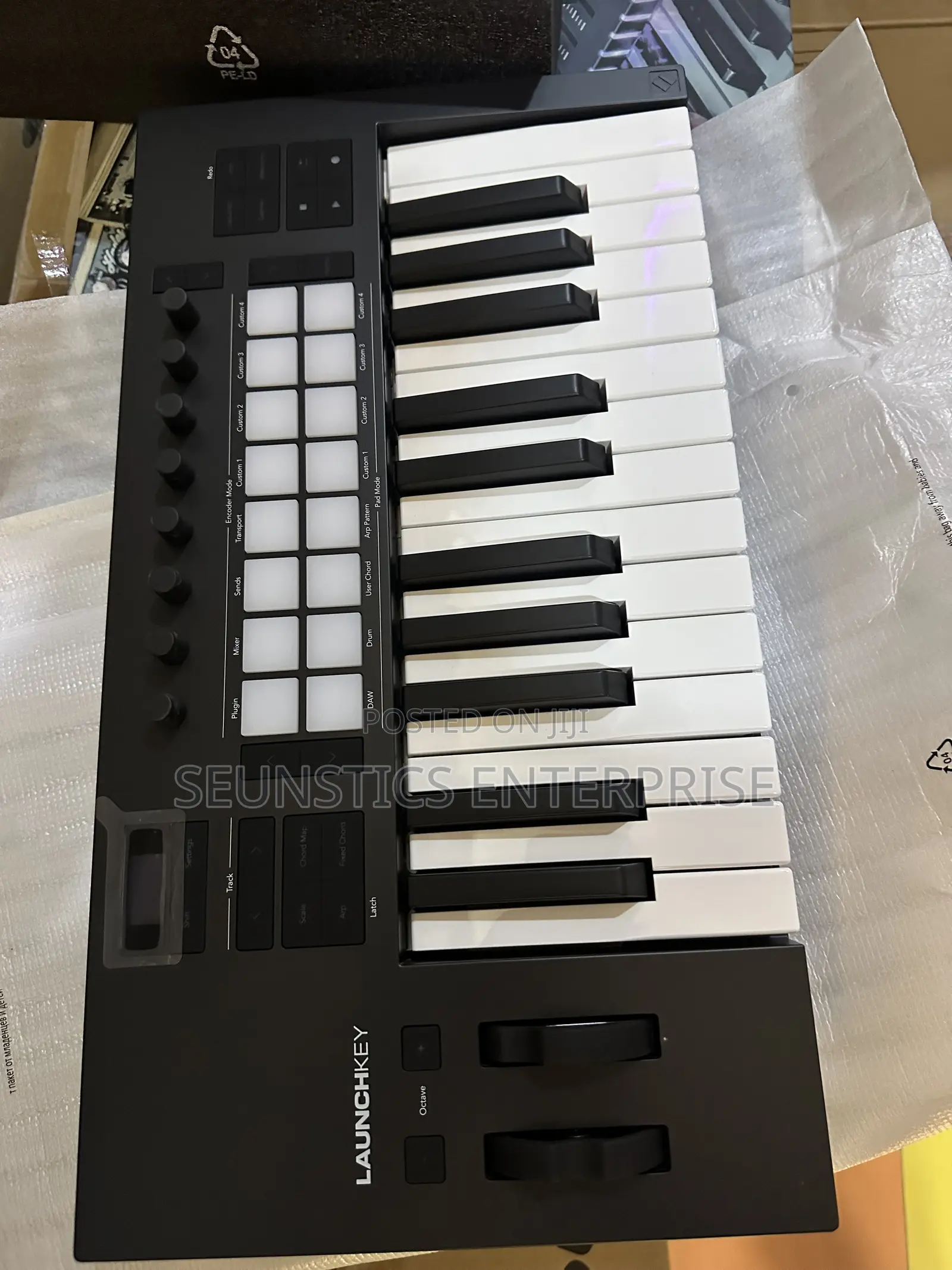 Quality Novation Launchkey MIDI Keyboard