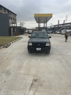 Ford Ranger 2005 Truck, Tokunbo Standard Factory AC Charge Top Form