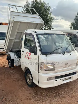 Daihatsu Hijet Mini Tipper