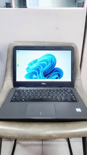 Laptop Dell Latitude 3300 8GB Intel Core i5 SSD 256GB