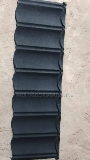 Bond Black