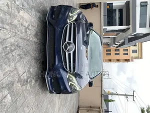 Mercedes-Benz E350 2015 Blue