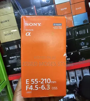 Sony E 55-210mm F/4.5-6.3 OSS Lens (Black)
