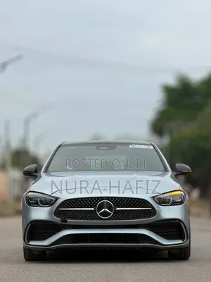 Mercedes-Benz C300 2023 Silver