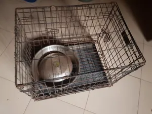 Dog Cage + Food Bowl for Sale – Good Condition
