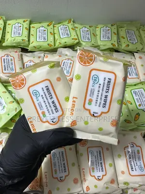 10pcs Per Pack Mini Fruit Wipes