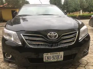 Toyota Camry 2010 Black