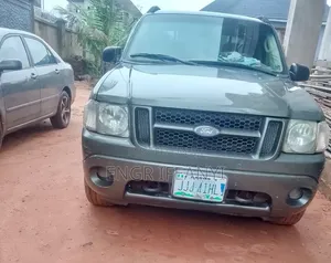Ford Explorer Sport Track Automatic 2005 Green