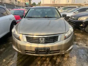 Honda Accord 2009 Gold