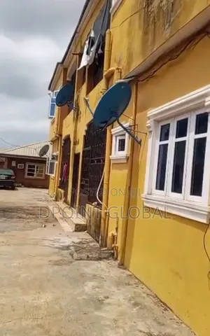 11bdrm Block of Flats in Not Estate, Idimu for sale