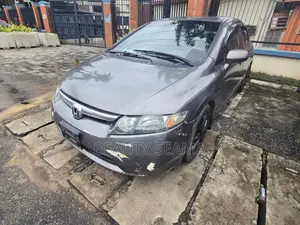 Honda Civic 1.8i VTEC Automatic 2008 Gray