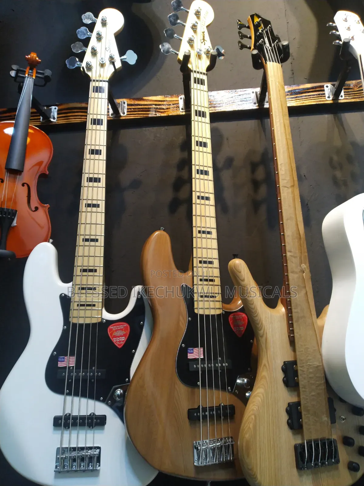 Original Quality Bass Guitar