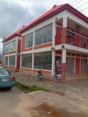 Well Suited Office or Shop in Fo1 Market