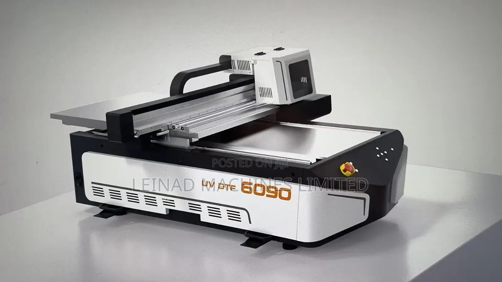 UV Flatbed Printer