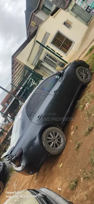 Toyota Corolla Base 4dr Sedan (1.8L 4cyl 5M) 2009 Gray