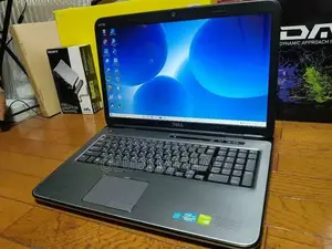 Laptop Dell XPS 17 L702X 8GB Intel Core i5 HDD+SSD 1T