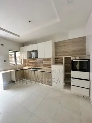 1bdrm Apartment in Lekki Expressway for rent