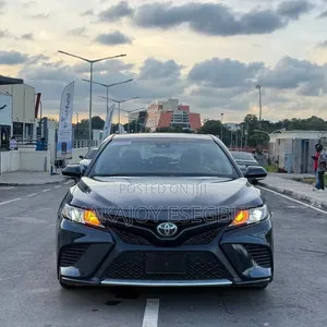 Toyota Camry 2019 Black