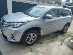 Toyota Highlander 2015 Silver