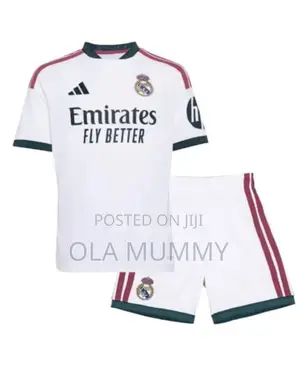 Kids Real Madrid 2026/2027 Home Kit Jersey - Top Shorts