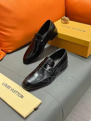 Classic Matte Leather Original Louis Vuitton Horsebit Loafer for Men.