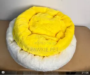 Short Fur Donut Bed 50cm