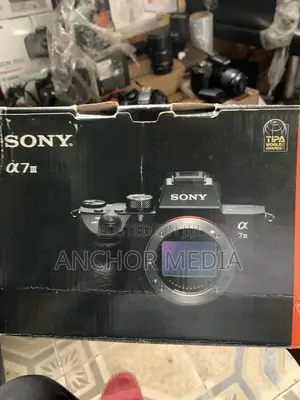 Sony A7iii (Body )