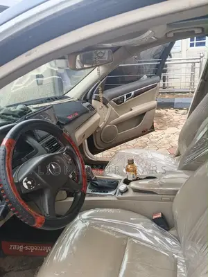 Mercedes-Benz C300 2008 Black