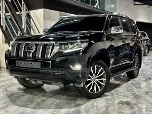 Toyota Land Cruiser Prado 2023 Black