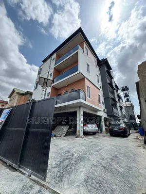 3bdrm Apartment in Fola Agoro for sale