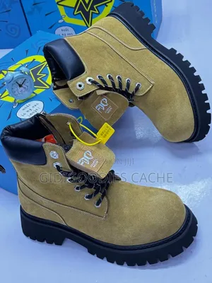 Rugged FDCP Wheat Chunky Boots Size 40-46