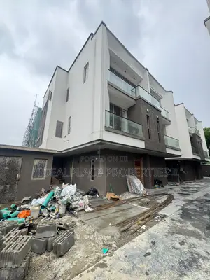 4bdrm Duplex in Adeniyi Jones for sale