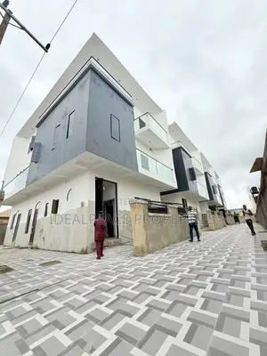 5bdrm Duplex in Amuwo-Odofin for sale