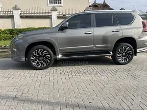 Lexus GX 460 Premium 2012 Gray